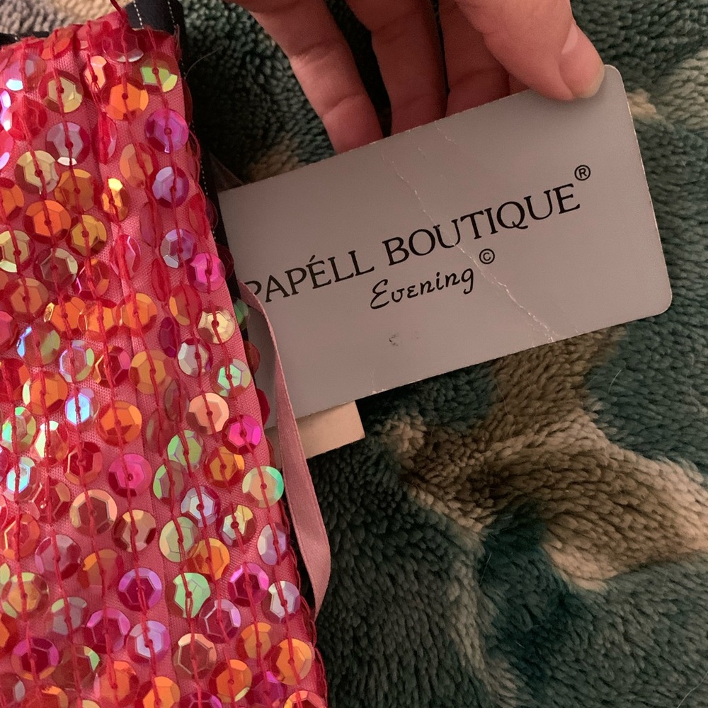 ✨☁️💕90s Hot Pink Sequined Barbie Gown💕☁️✨ - Picture 6 of 6